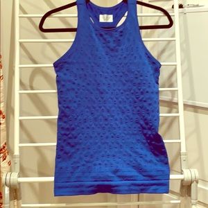 Blue t-back detailed exercise top